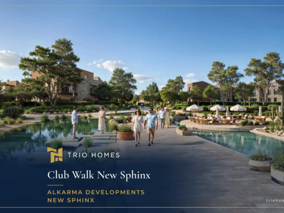 Club Walk New Sphinx, LaManga walkway beside the water